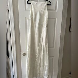 Elegant White Maxi Dress